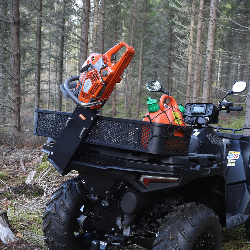 Motorsågslåda ATV rektangulär, Lastkorg med avdelare, gummimatta, motorsågsfäste och lastnät  2